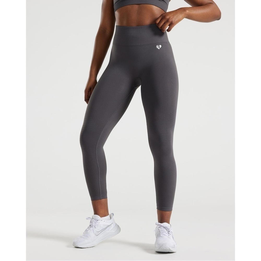 Women’s Best Power Seamless 7/8 Leggings Graphite Gray Small NWT